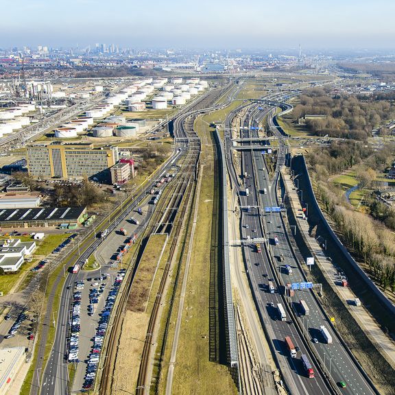 Snelweg, verkeer Rotterdam